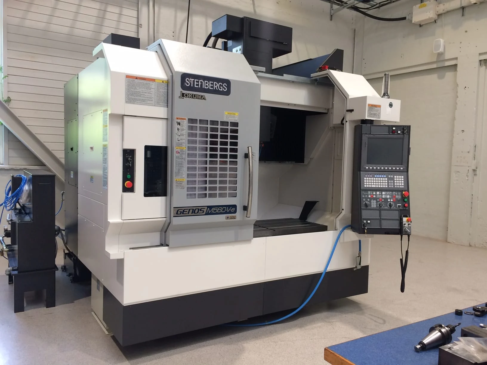 Okuma Genos M560R-V vertikal fleroperationsmaskin
